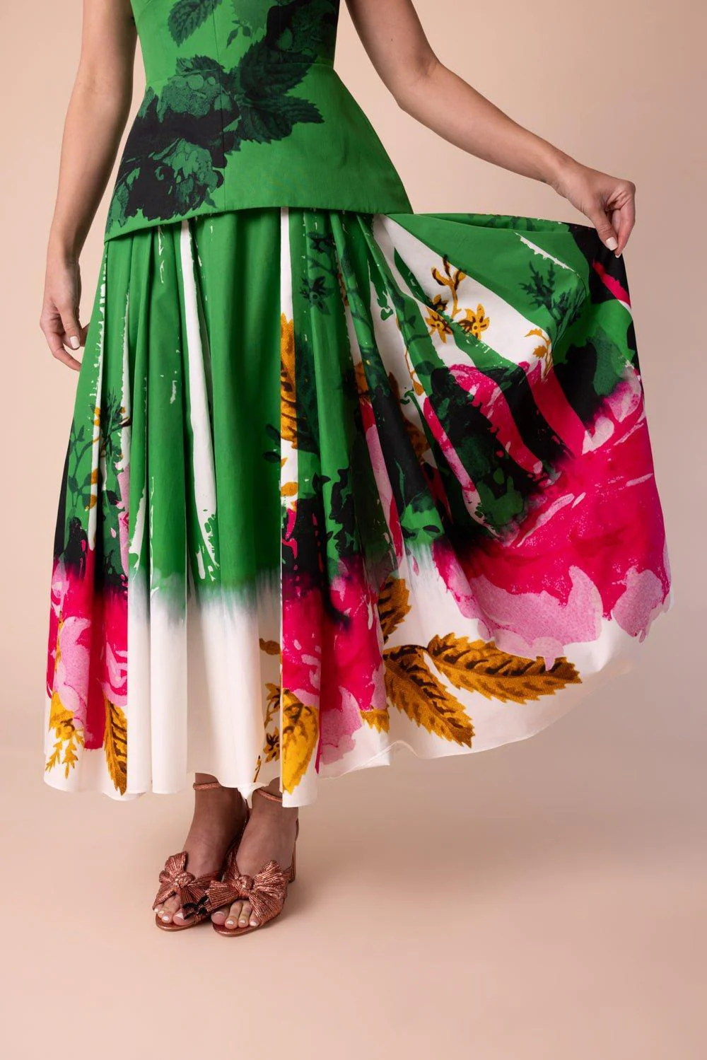 Sleeveless Full Skirt Cocktail Dress - Image 4