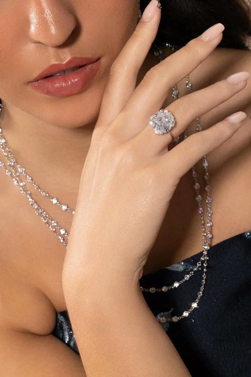 Cushion Cut Center Halo Ring - Image 4