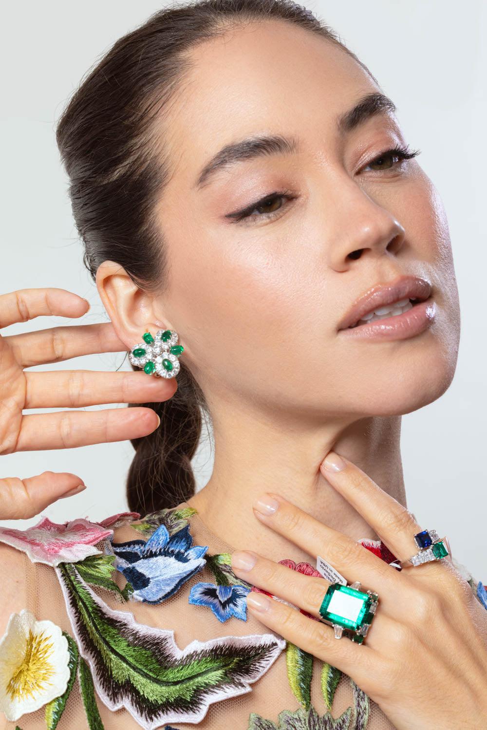 Emerald Cabochon Cluster Earrings - Image 3