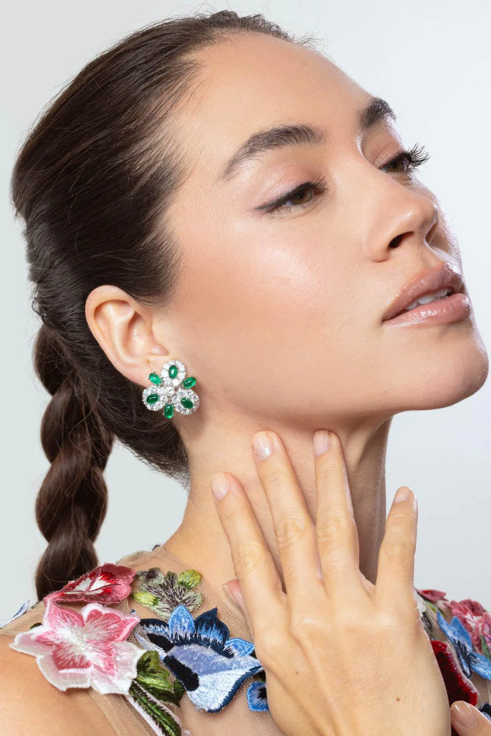 Emerald Cabochon Cluster Earrings - Image 4