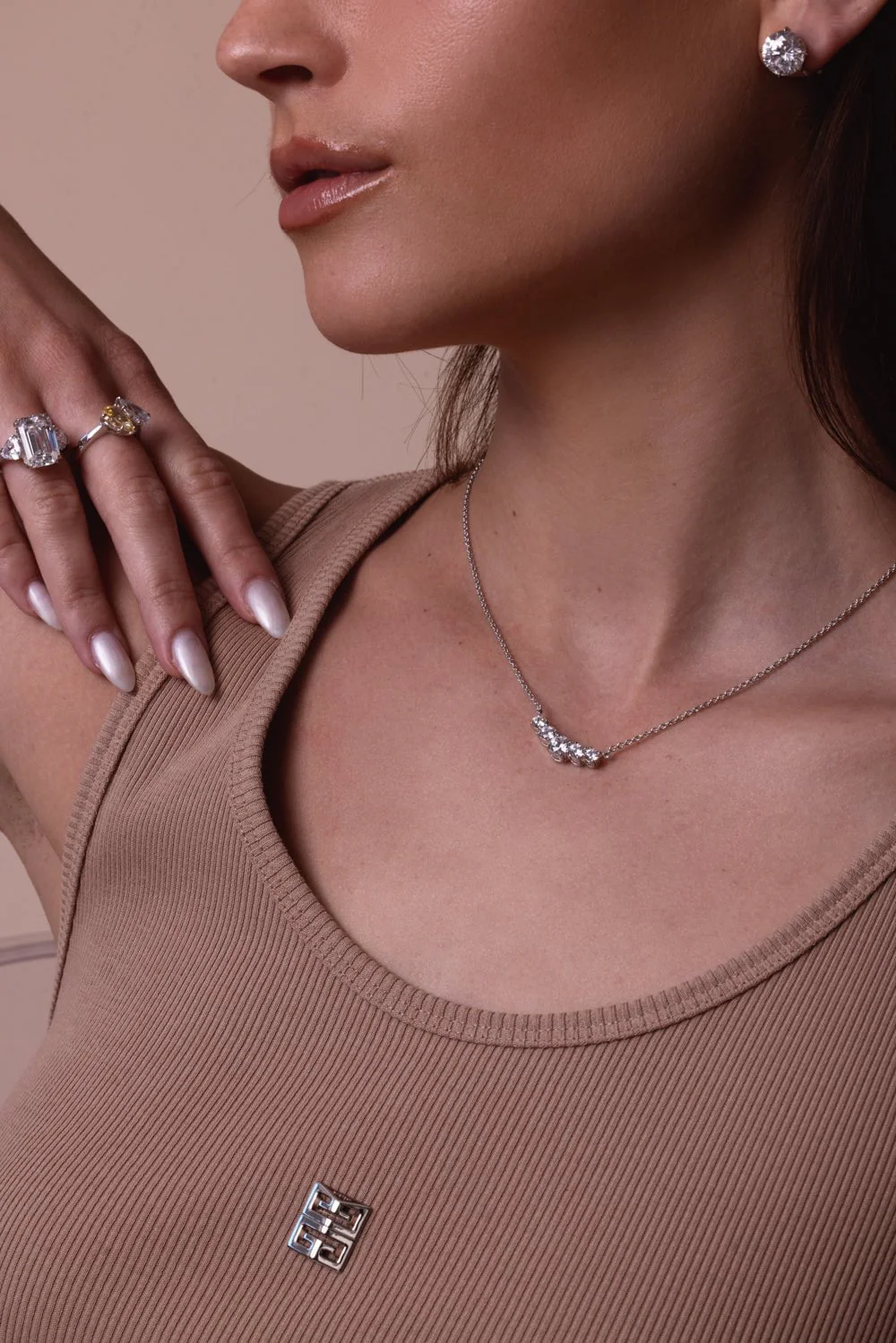 Graduated Five Stone Pendant Necklace - Image 3