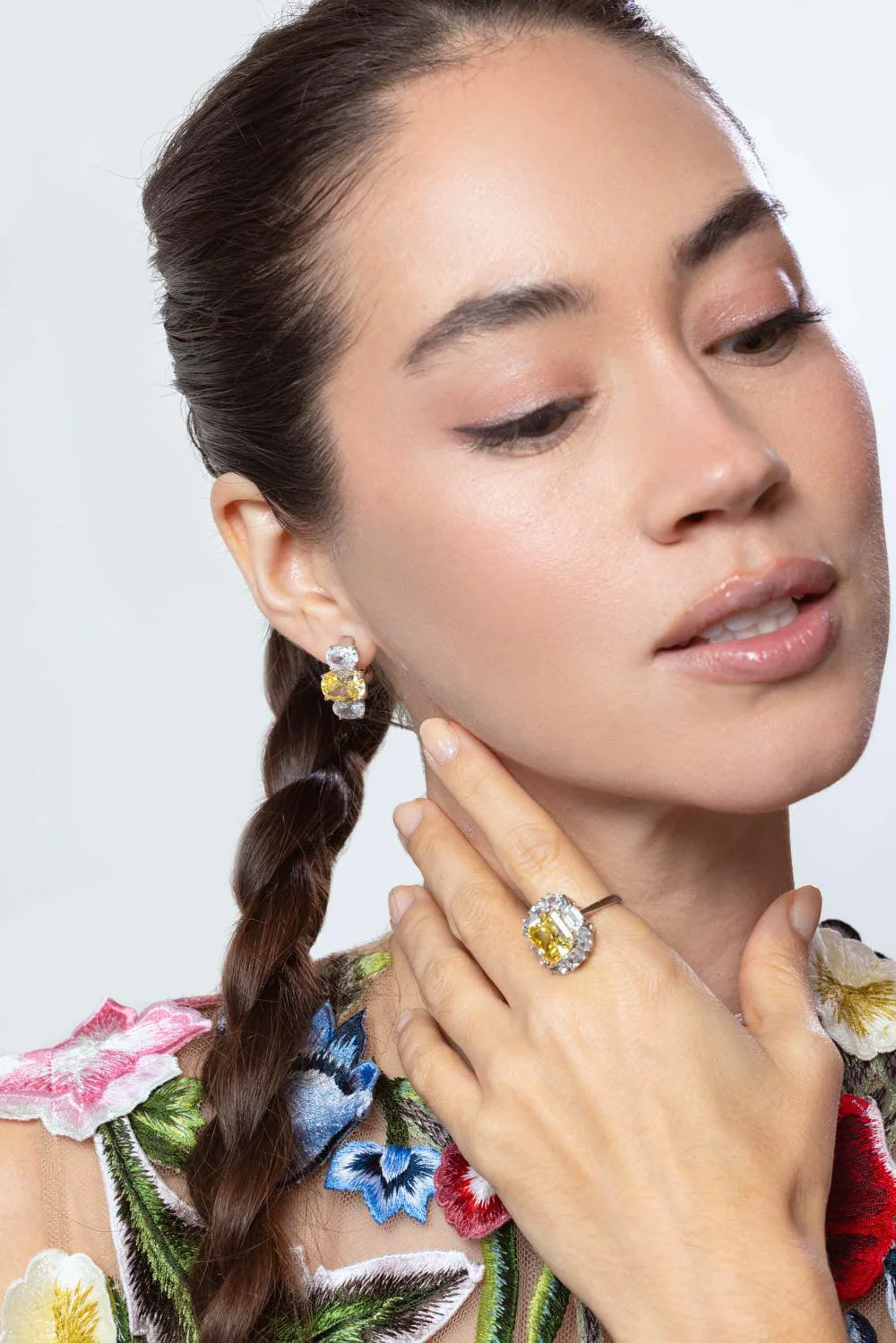 Large Oval Canary Earrings - Image 4