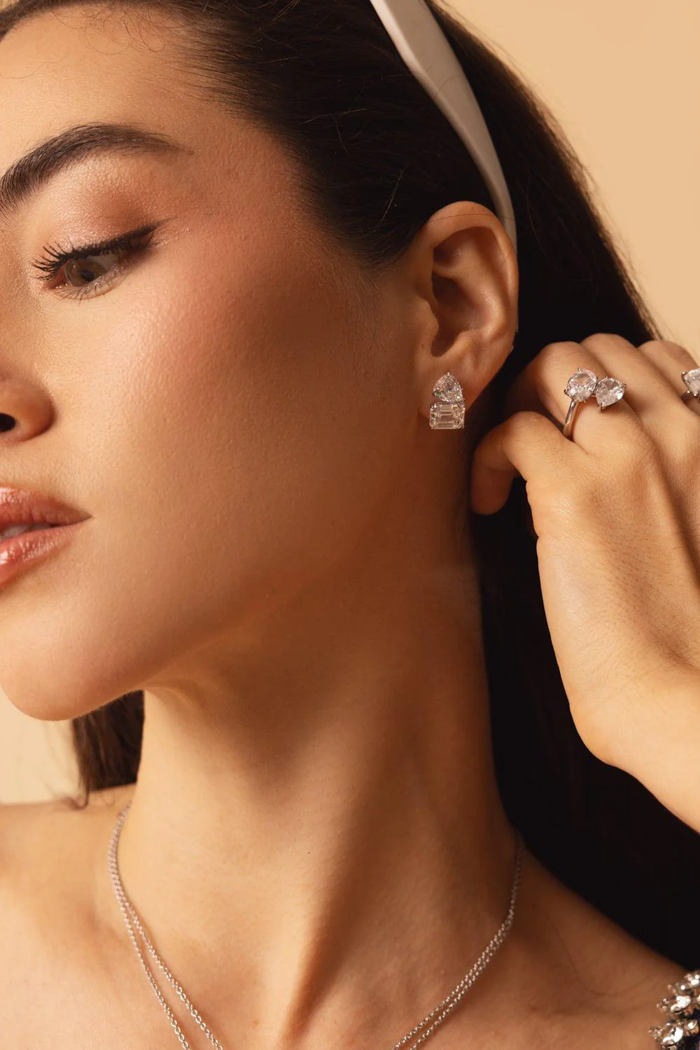 Moi et Toi Earrings - Image 3