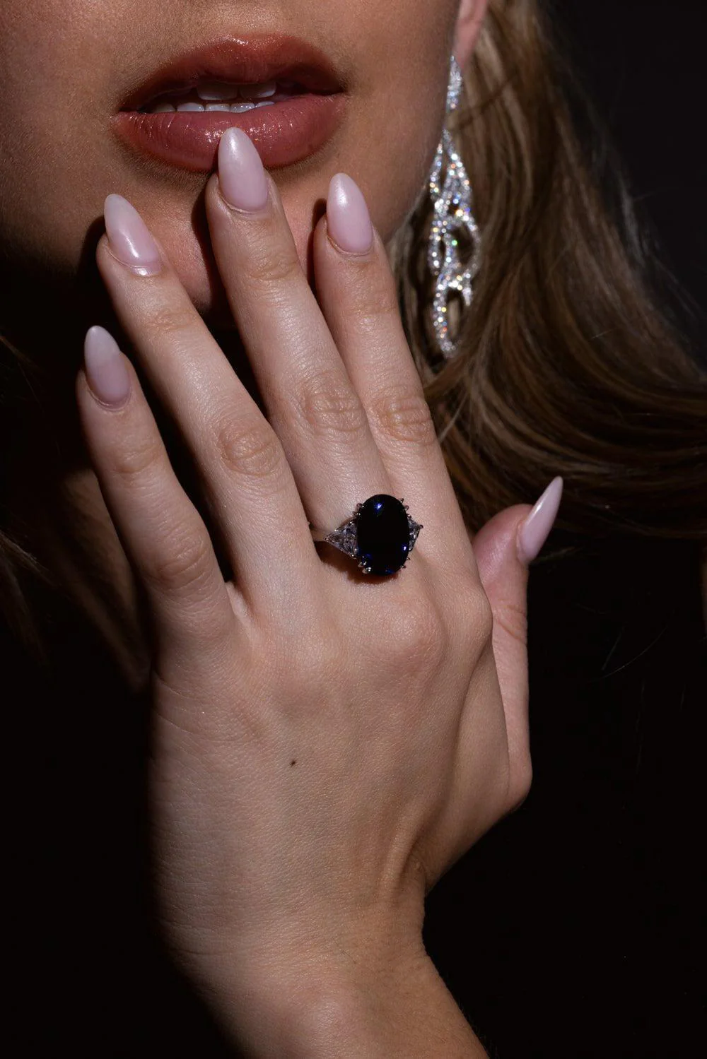 Oval Trillion Side Ring - Image 2