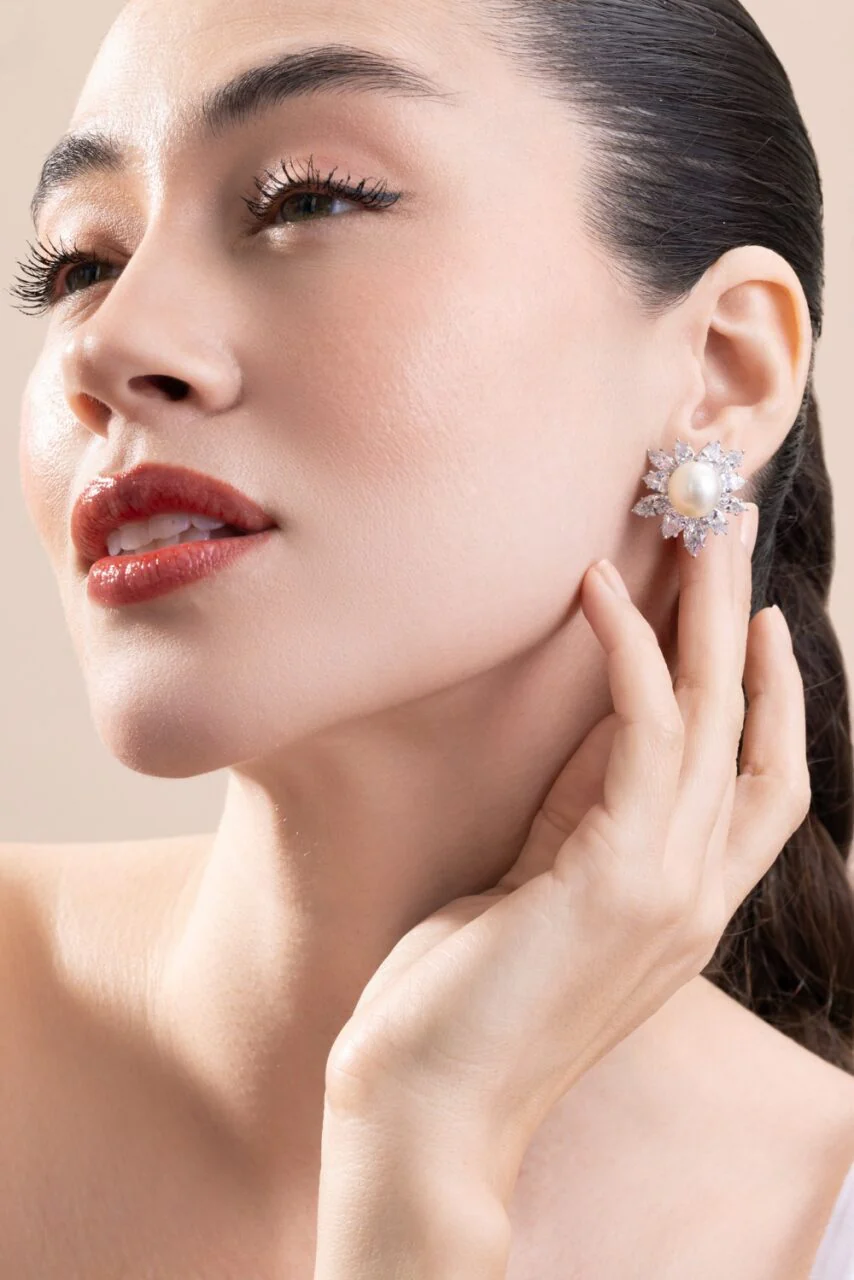Pearl Marquise Clear Earrings - Image 2