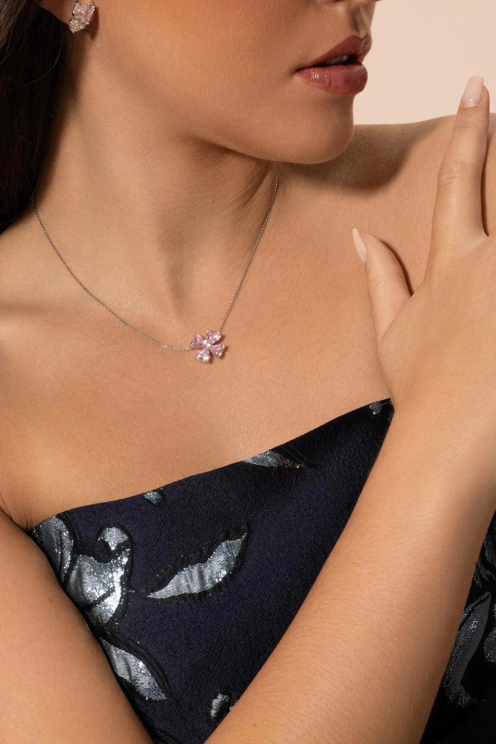 Pink Clover Pendant Necklace - Image 4