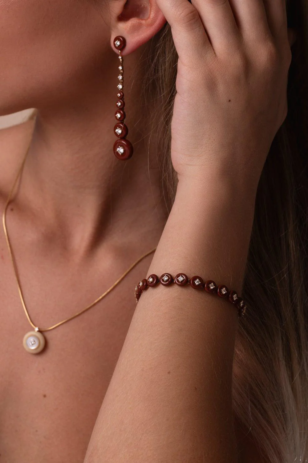 Small Jasper Surrounding Bracelet - Image 3