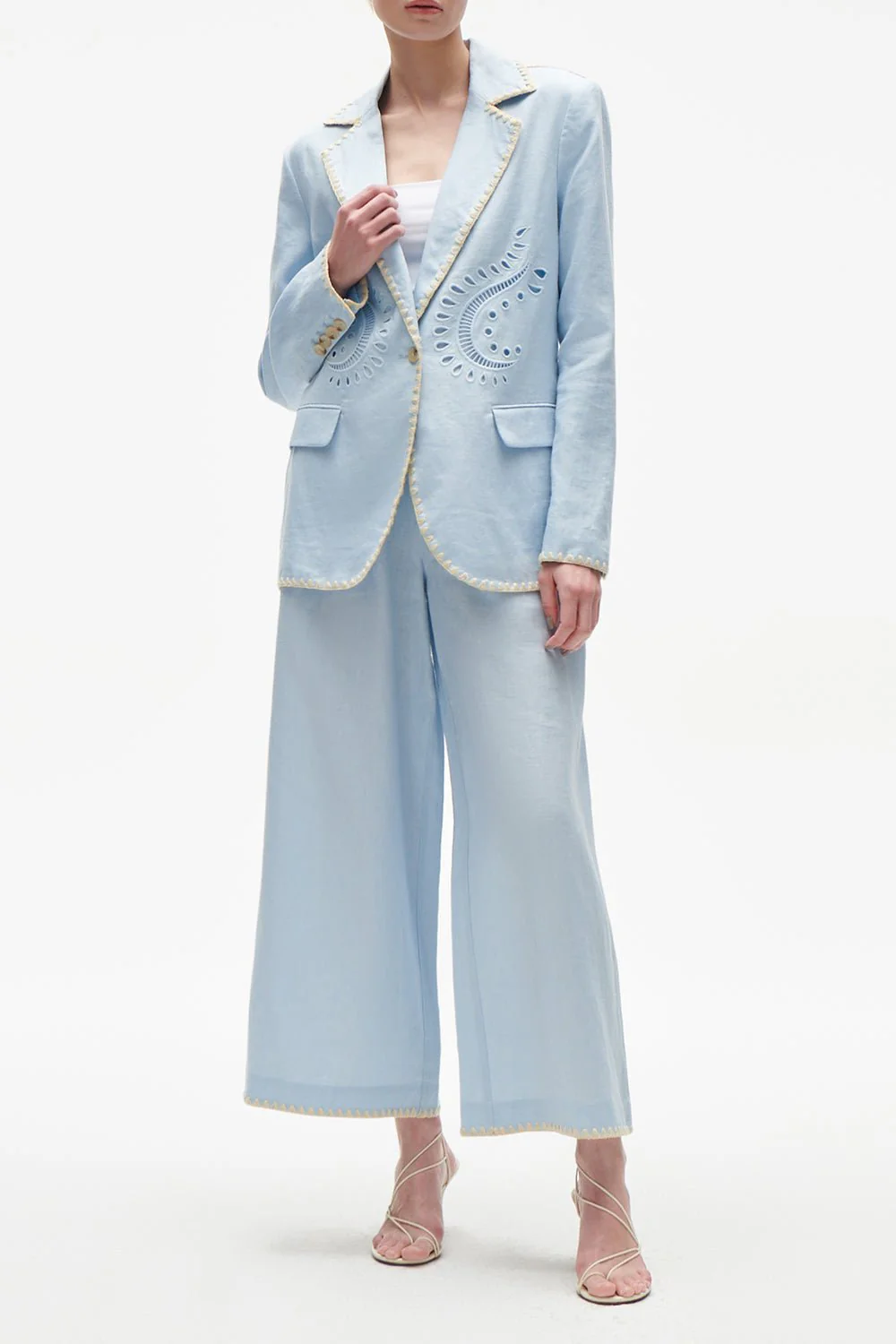 Robin Blazer - Image 4