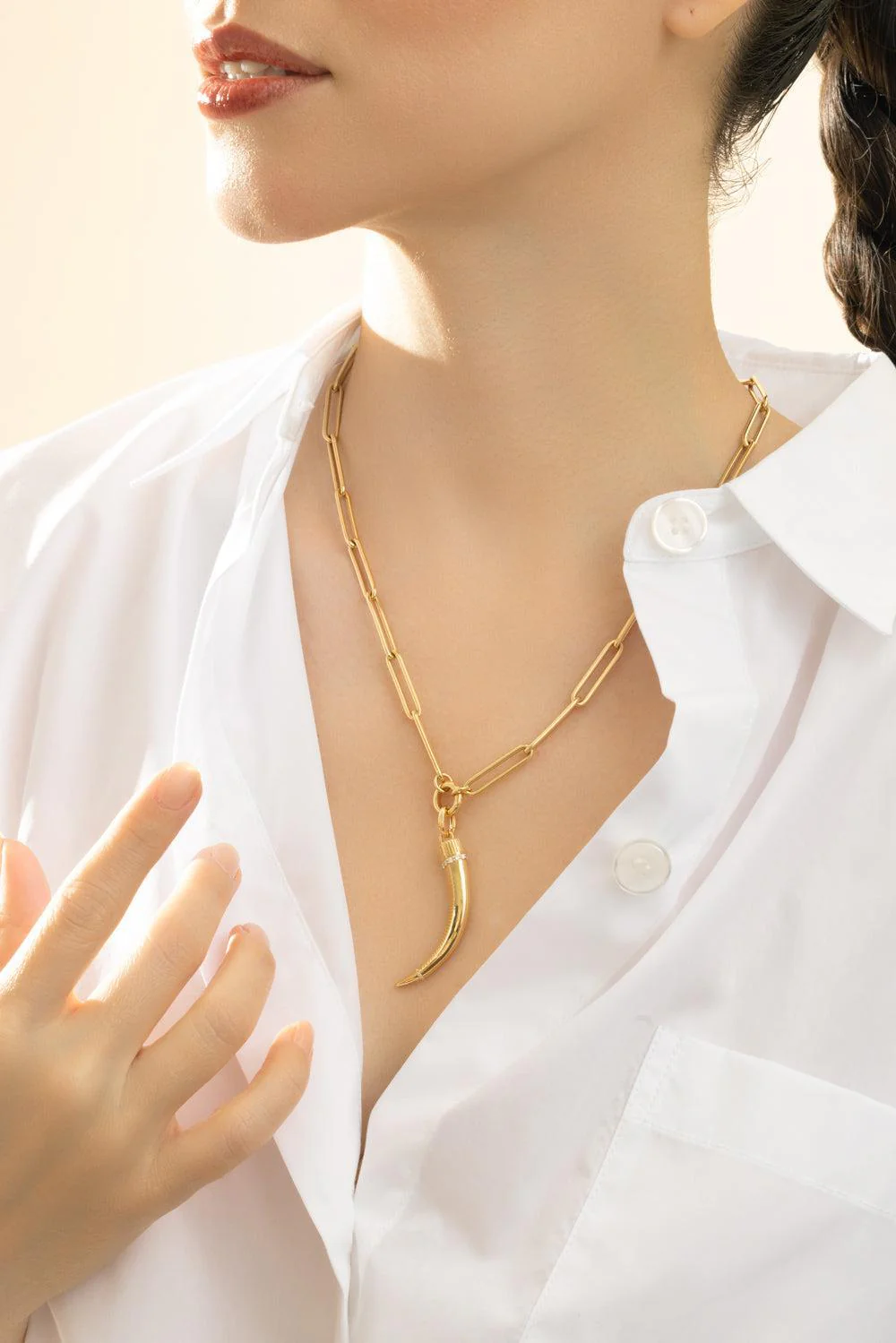 La Loba Claw Pendant - Image 4