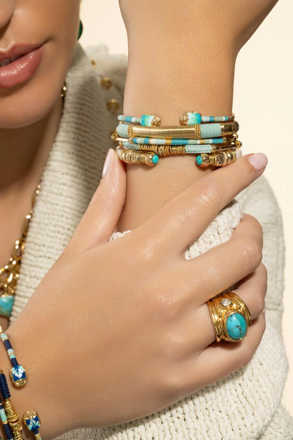 Turquoise Tip Cream Sari Bracelet - Image 2