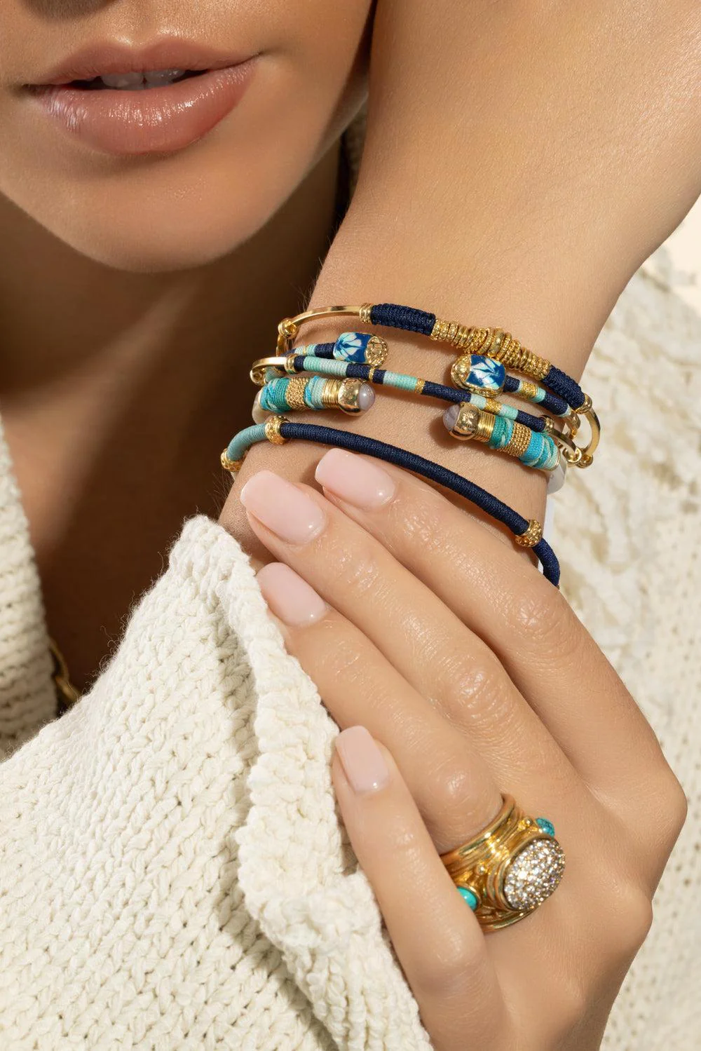 Navy Gold Bzizanie Bracelet - Image 2