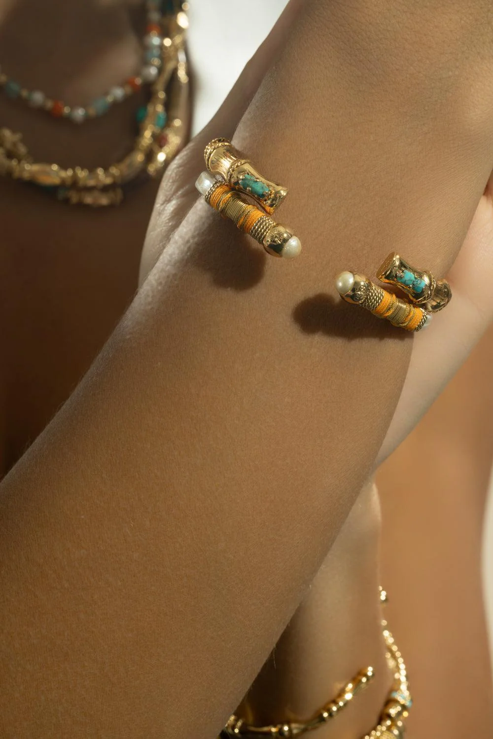 Pearl Orange Cream Sari Bracelet - Image 3