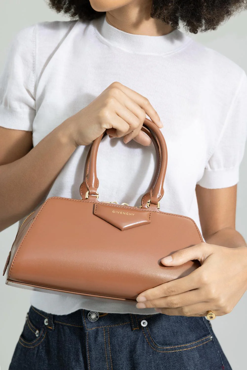 Antigona Small Bag - Brown - Image 3