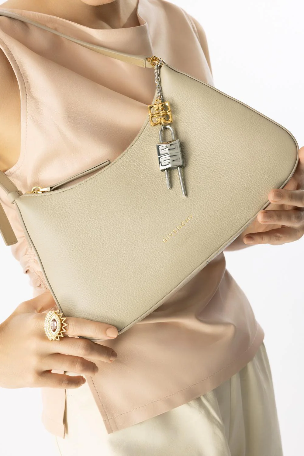 Small Lucky Lock Bag - Natural Beige - Image 3