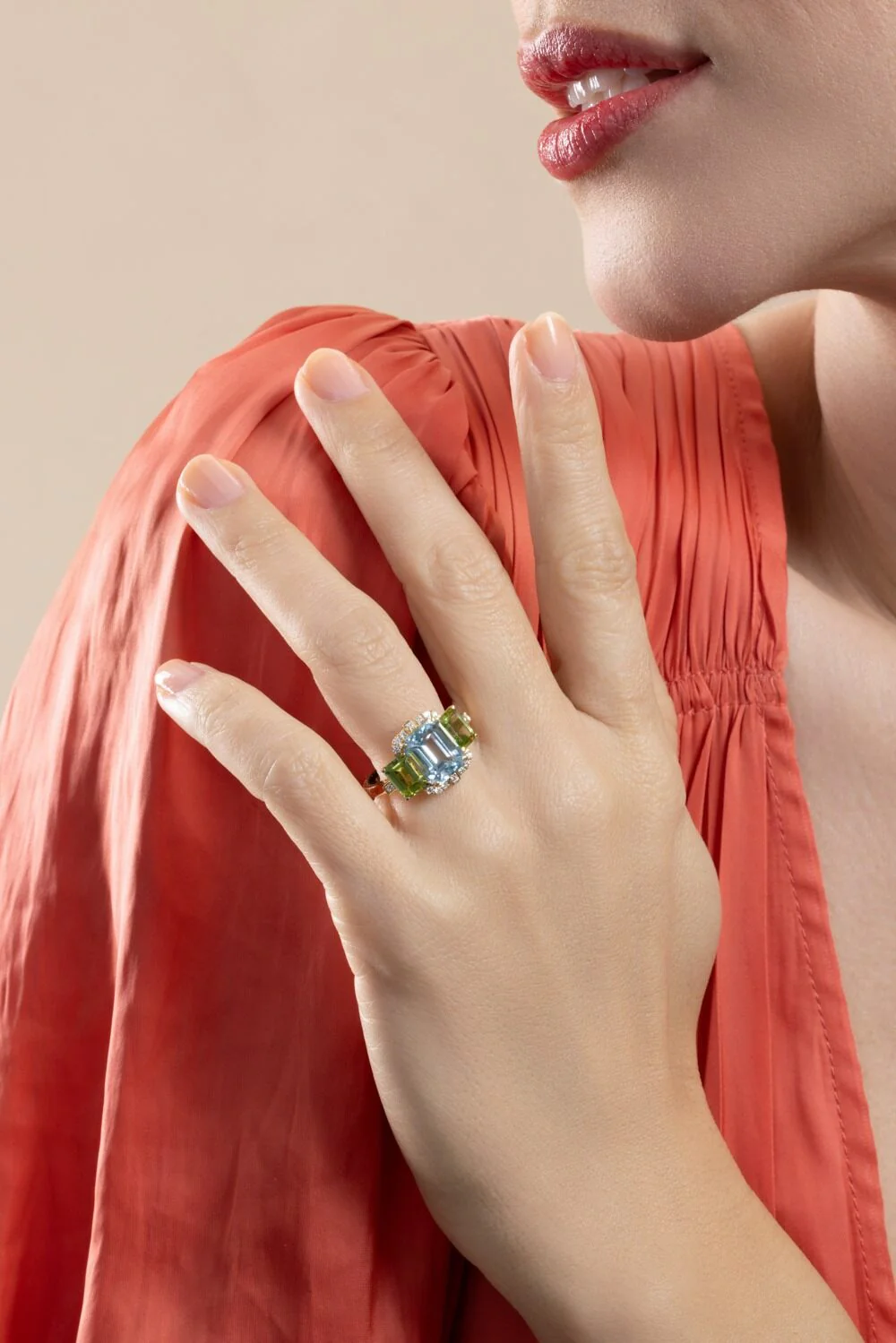 Blue Topaz Peridot Three Stone Gossip Ring - Image 4