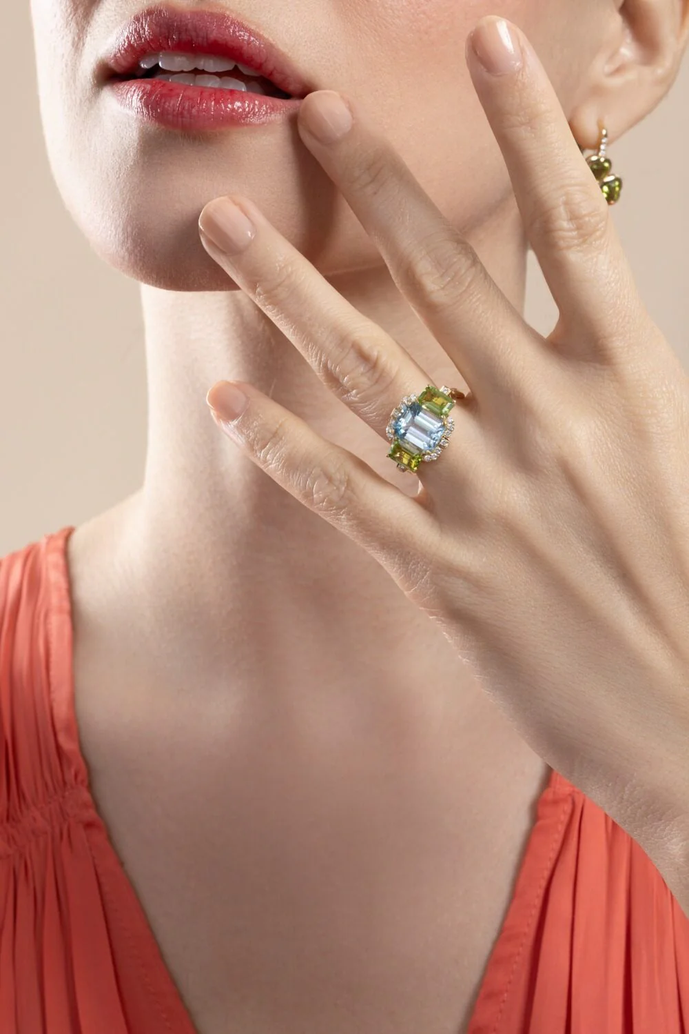 Blue Topaz Peridot Three Stone Gossip Ring - Image 5