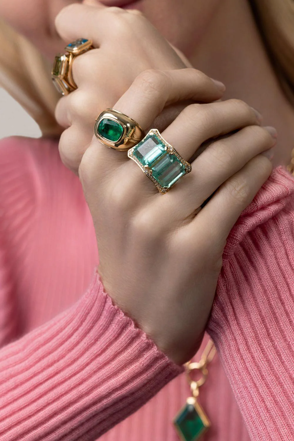 Cushion Cut Emerald G-One Ring - Image 3