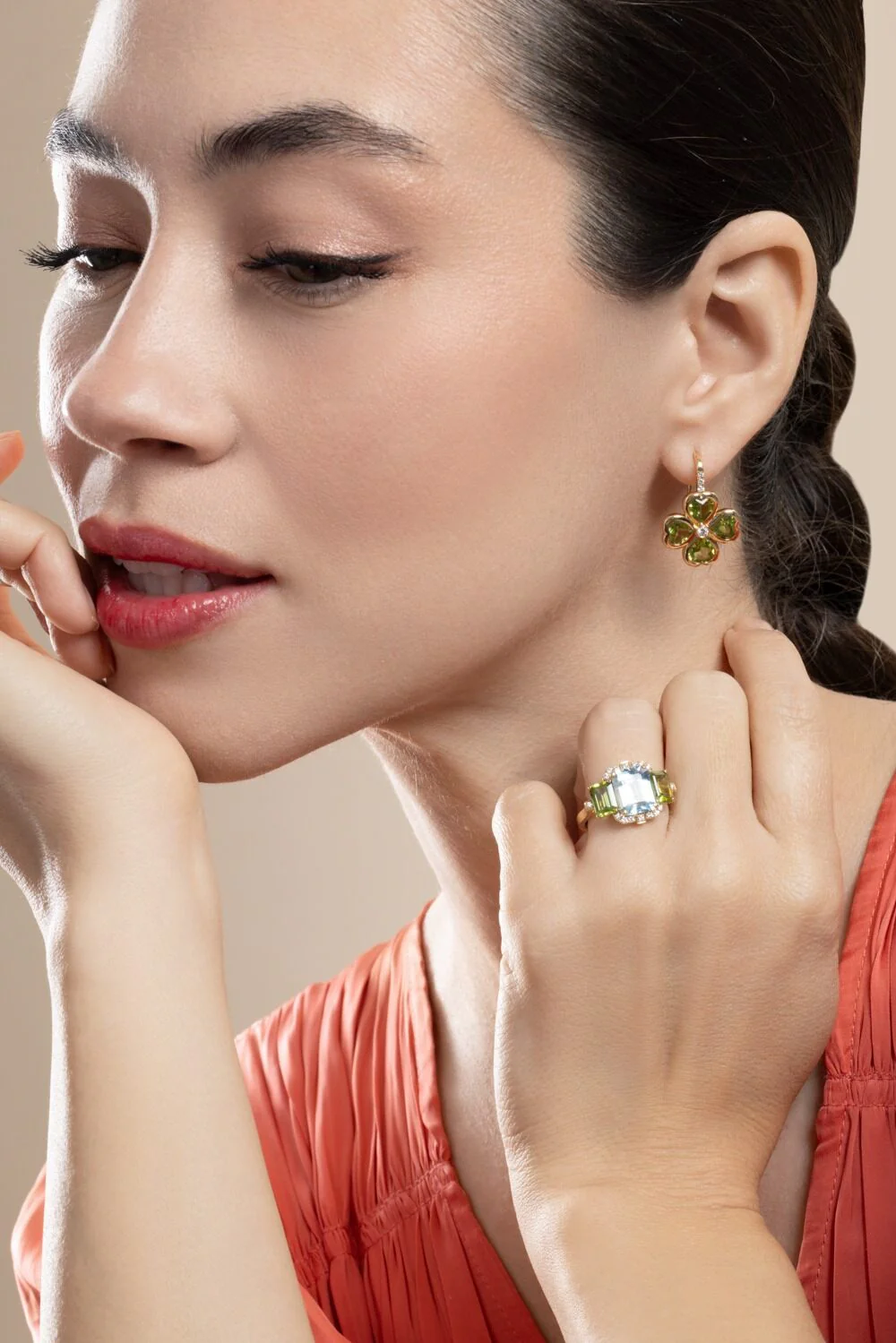 Diamond Peridot Clover G-One Earrings - Image 4