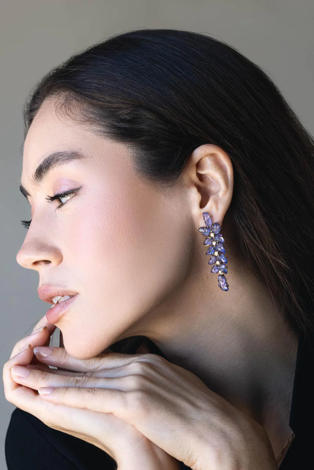 G-One Carved Tanzanite Leaf Earrings - Image 4