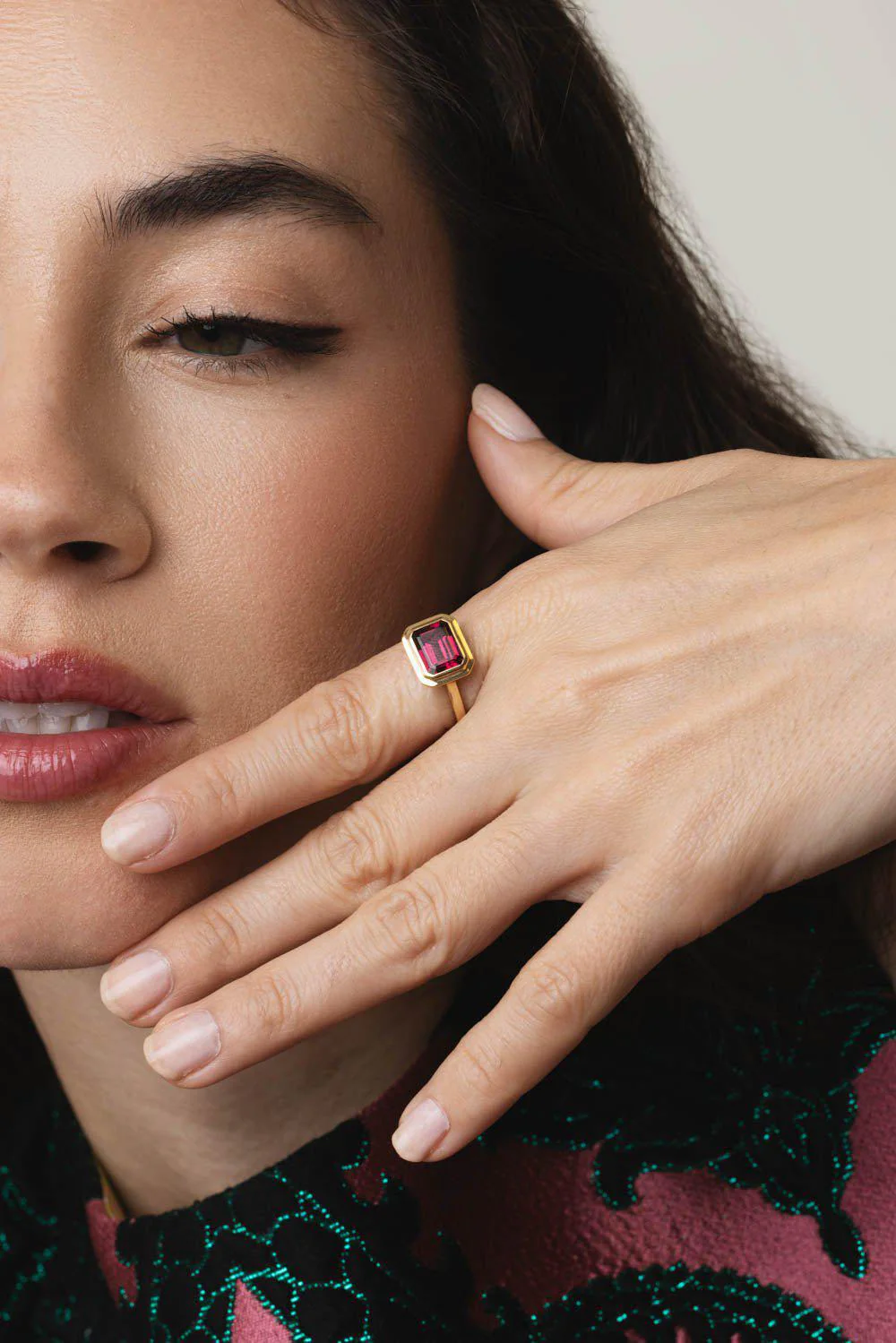 Manhattan Garnet Ring - Image 3