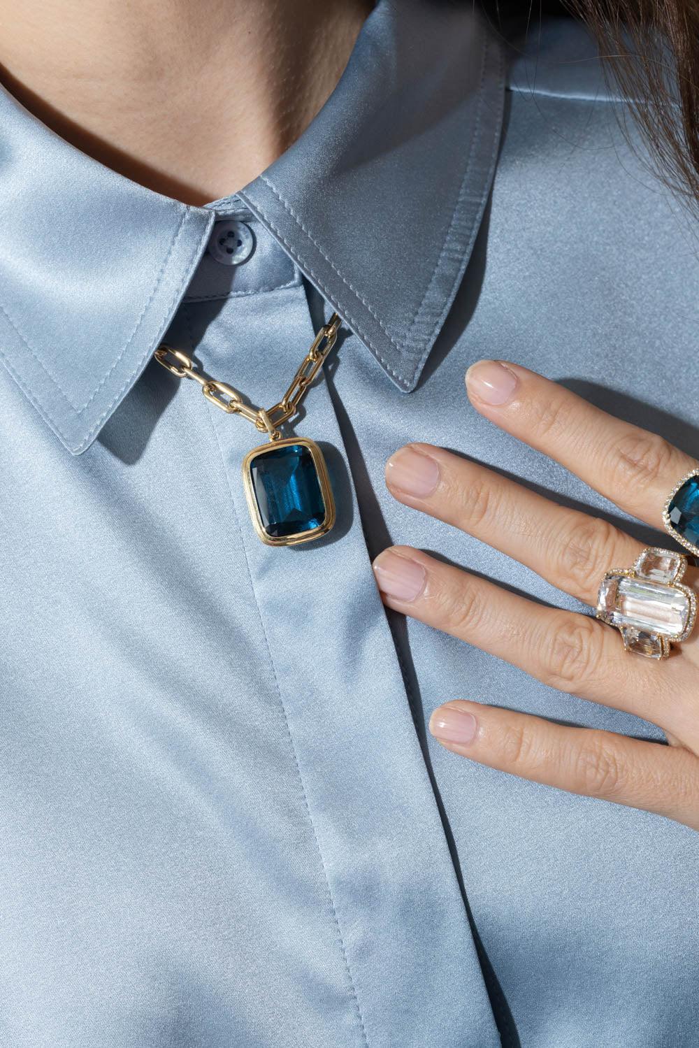 Manhattan London Blue Topaz Pendant Necklace - Image 4