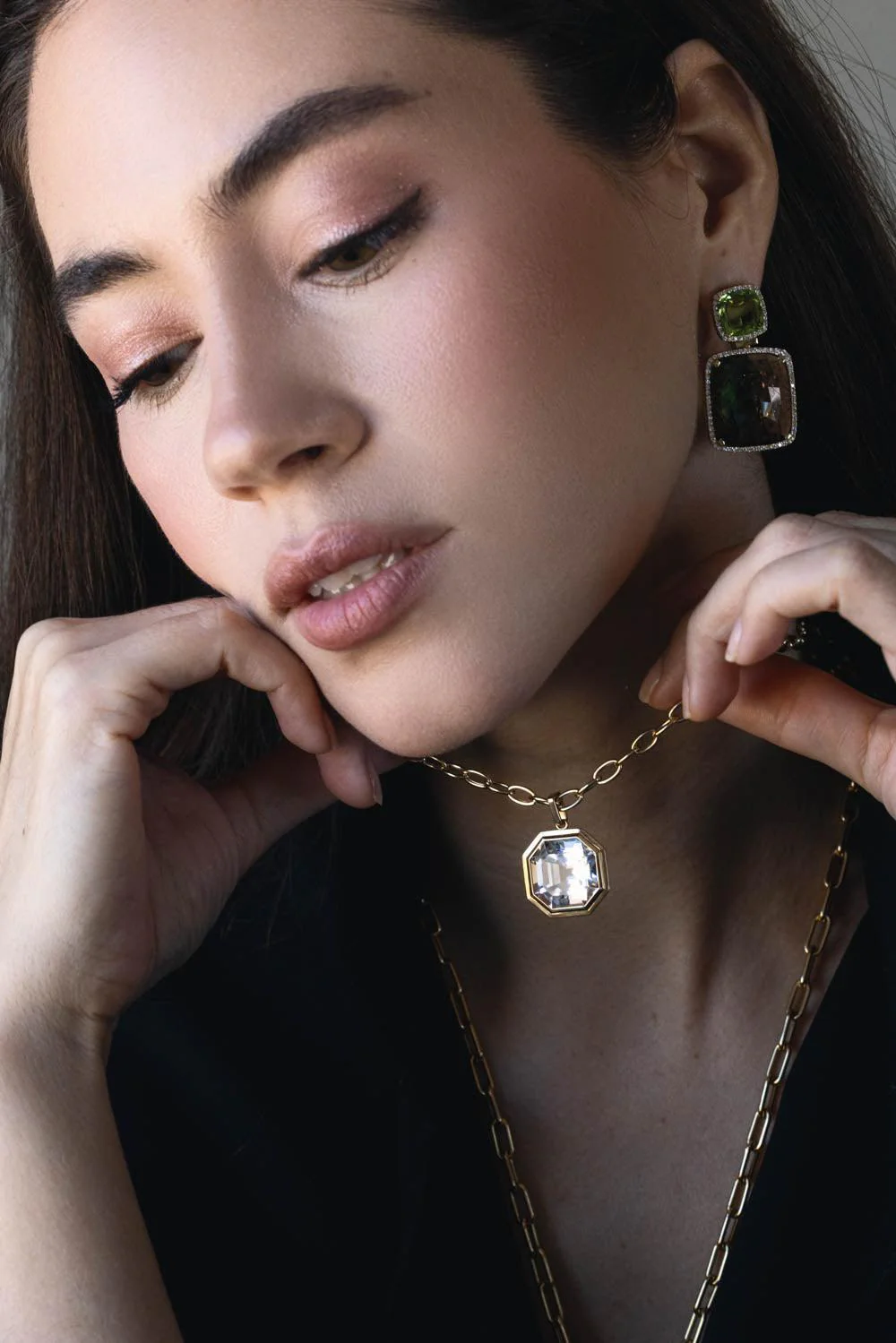 Manhattan Rock Crystal Pendant Necklace - Image 2