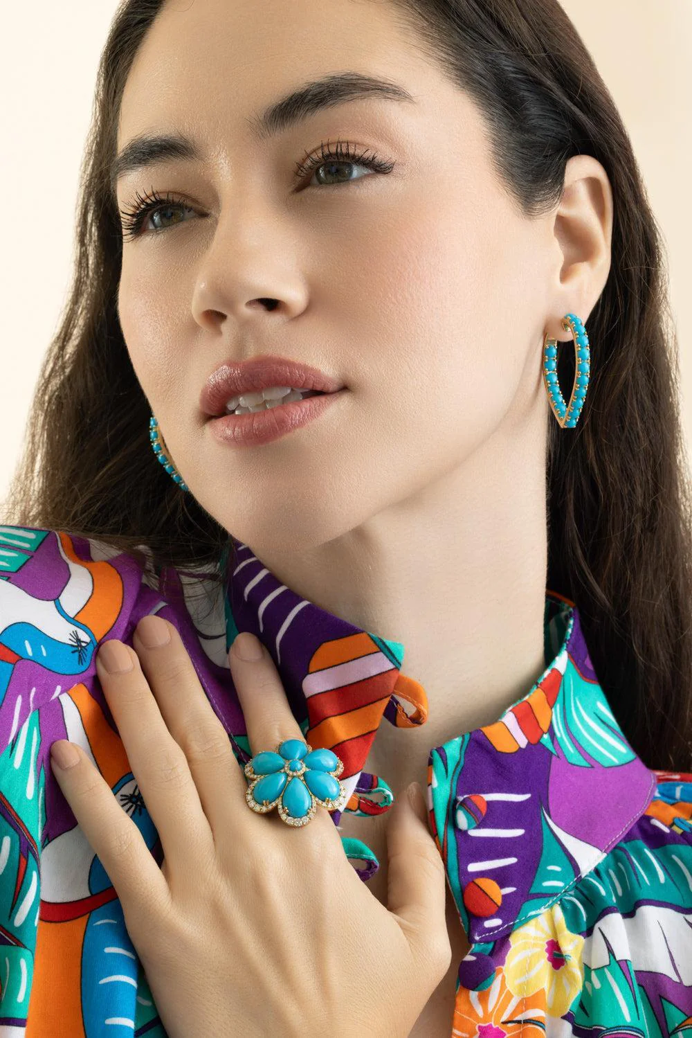 Turquoise Cabochon Heart Hoop Earrings - Image 3
