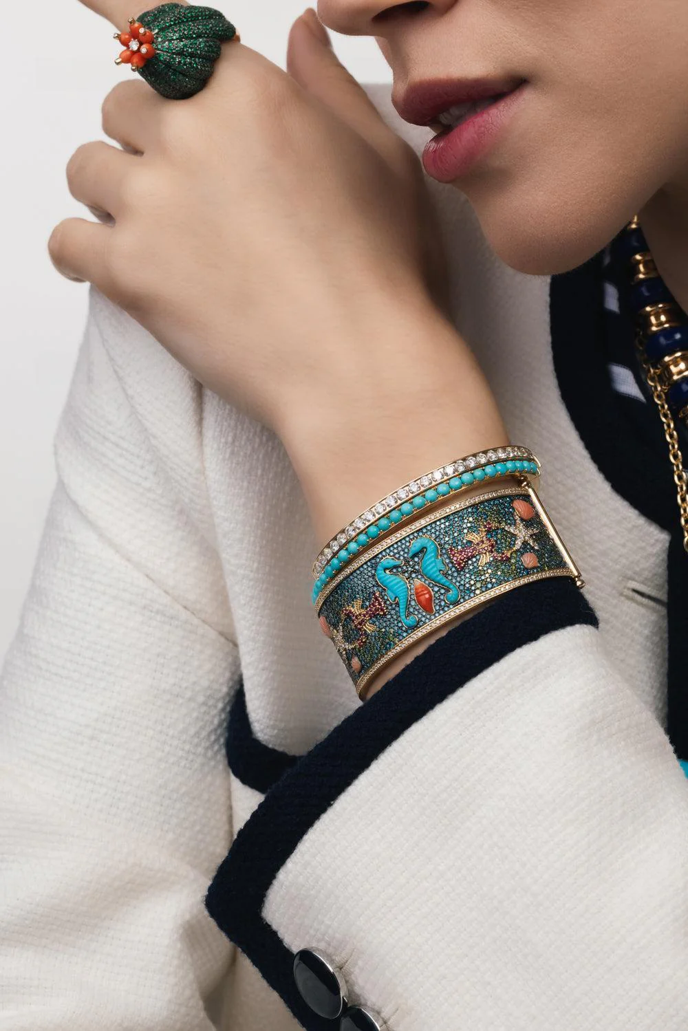 Turquoise Cabochon Keeper Bangle bracelet - Image 2