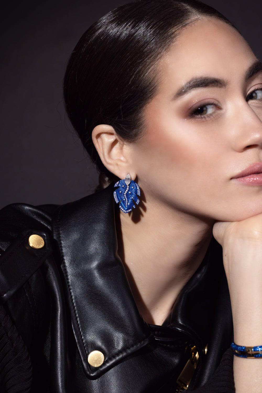Blue Rhodium Diamond Folha Earrings - Image 5