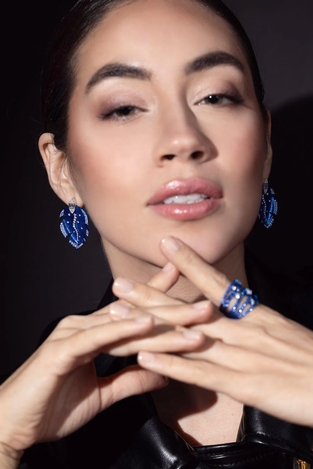 Blue Rhodium Diamond Folha Earrings - Image 6