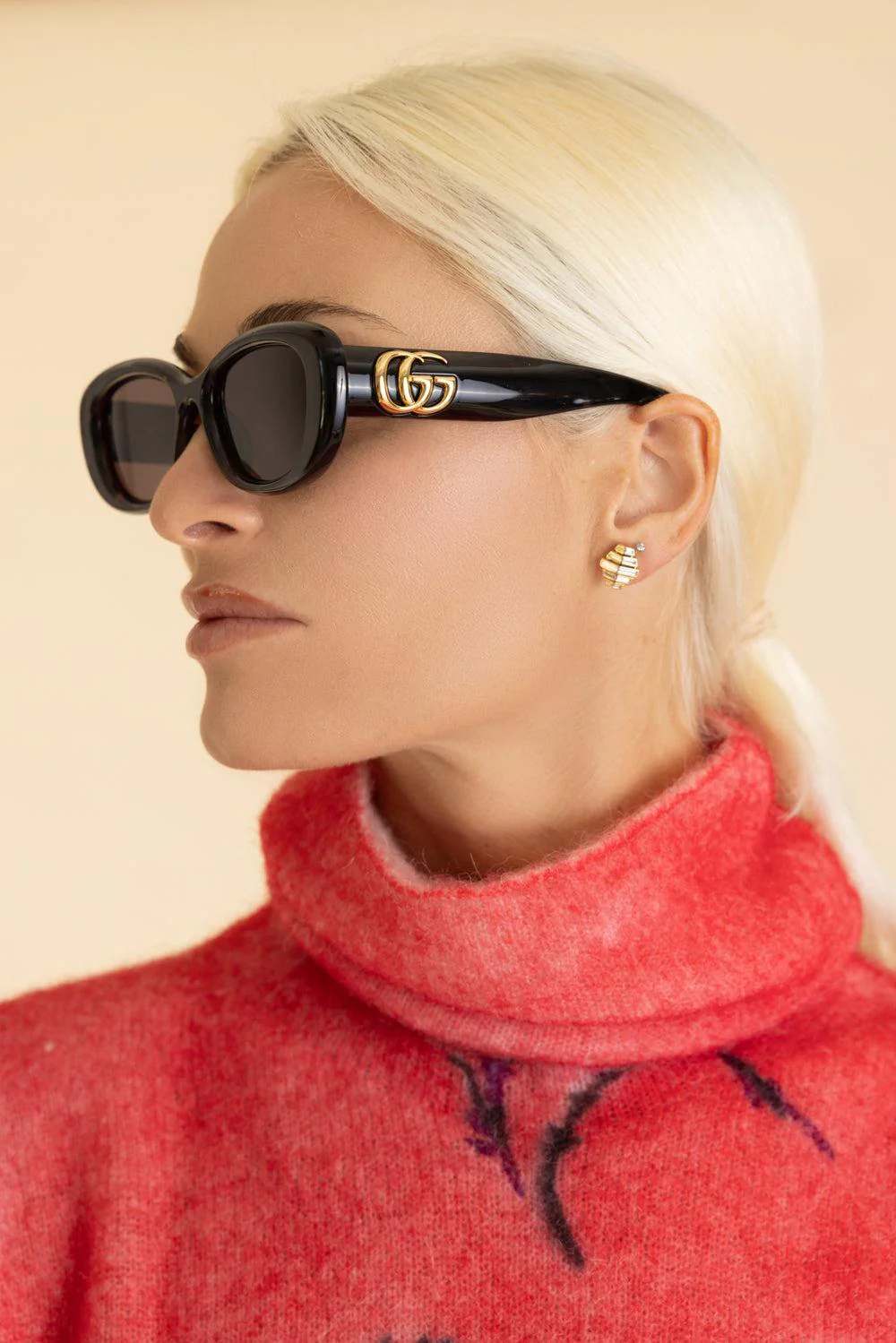 Rounded Square Sunglasses - Image 4