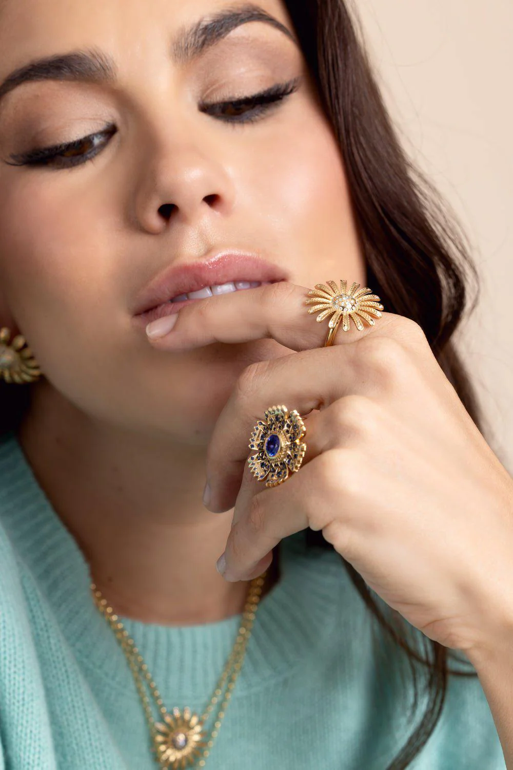 Blue Sapphire Petunia Ring - Image 3
