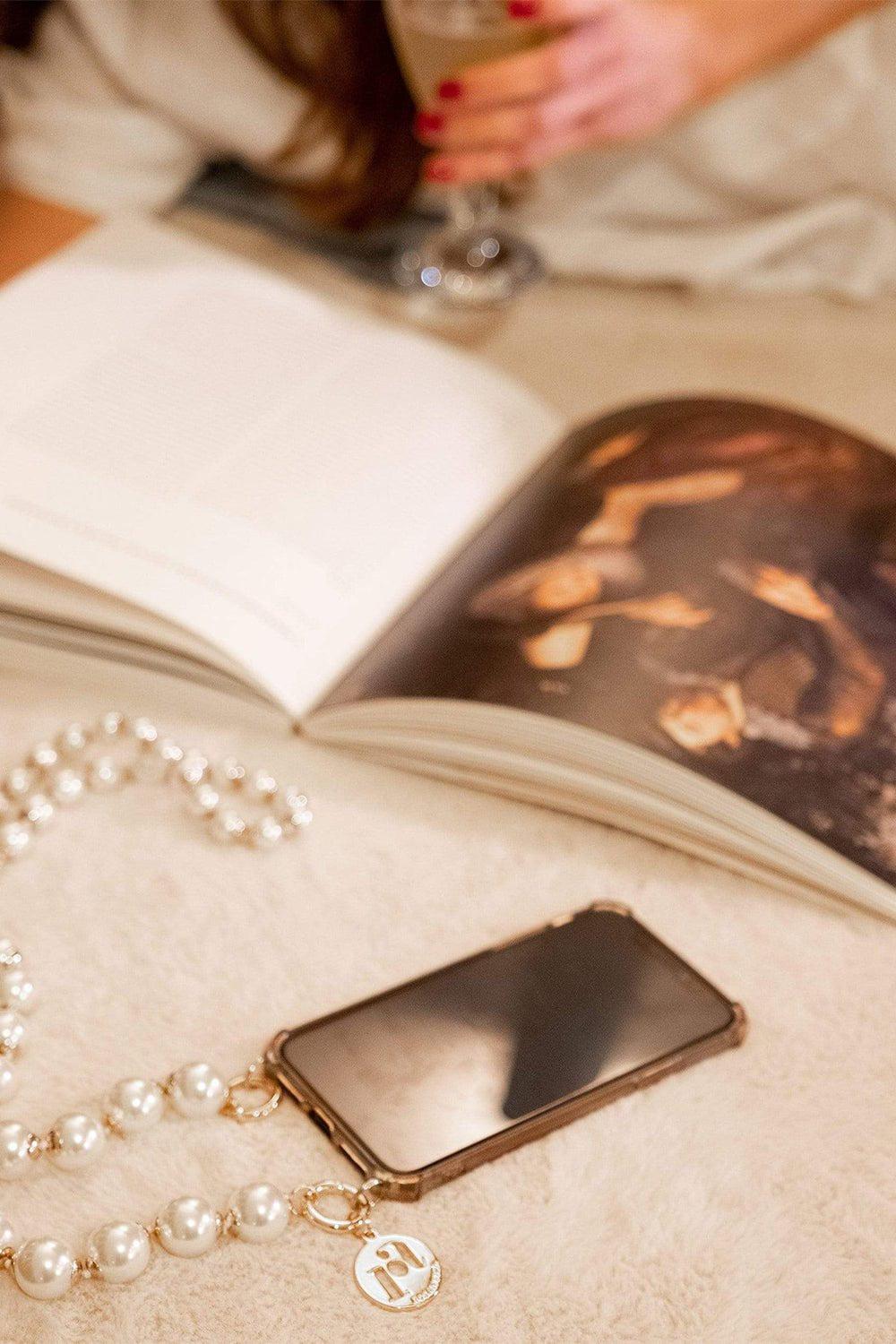 Hello Perla Phone Bag - Image 3