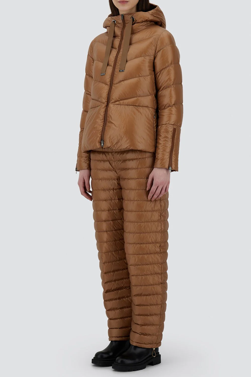 Ultralight Cape Jacket - Image 5