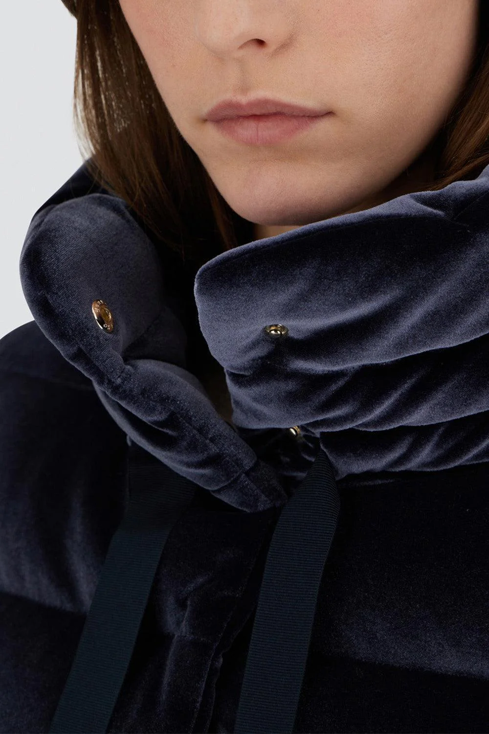 Velvet Quilted Short Jacket - Image 4