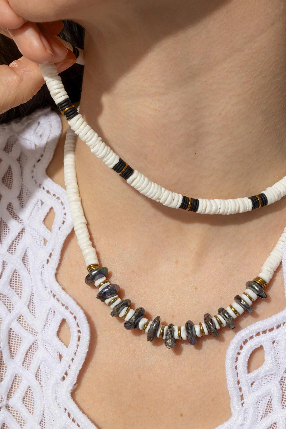 Bianca Shell Pearl Necklace - Image 4