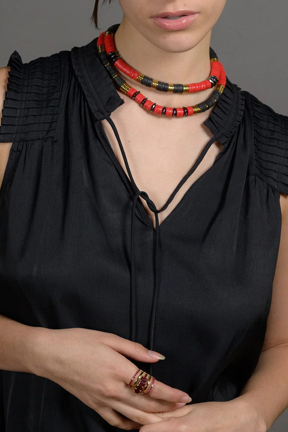 Black Red Rondelle Necklace - Image 3