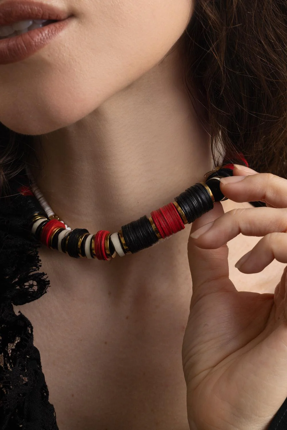 Jaipur Black Red White African beaded Necklace - Image 3