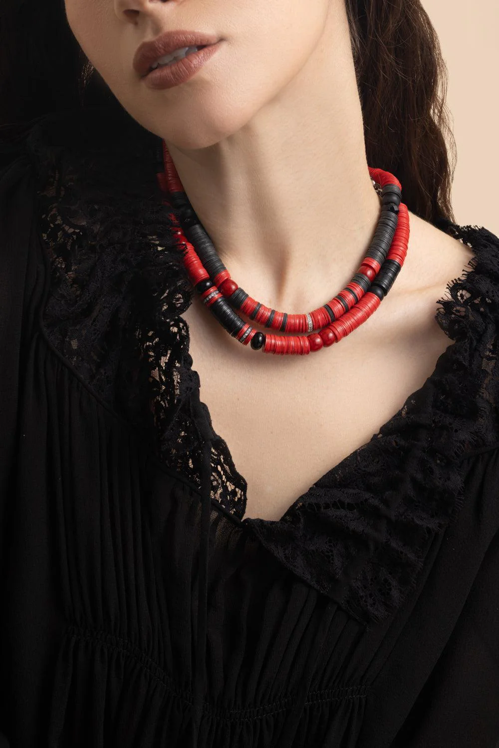 Jaipur Red Black Lati Necklace - Image 4