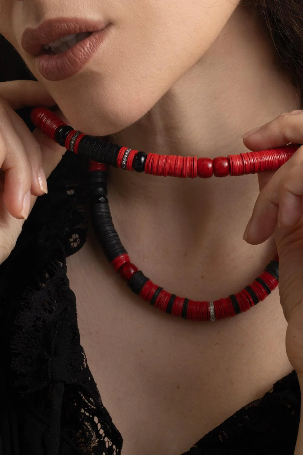 Jaipur Red Black Lati Necklace - Image 3