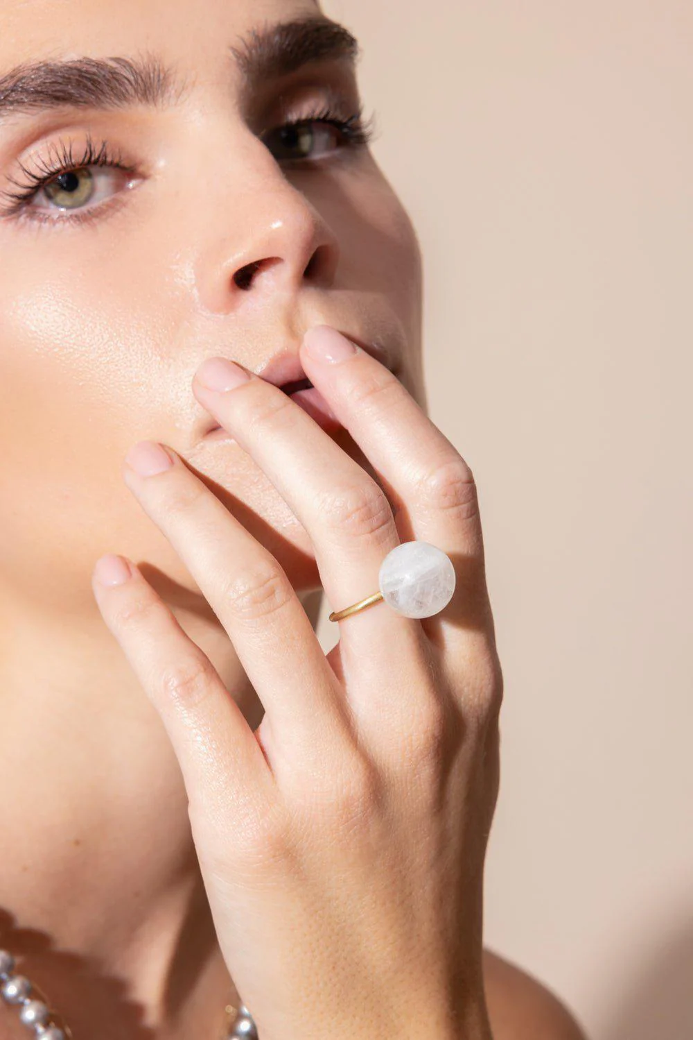 Rainbow Moonstone Sphere Gumball Ring - Image 4