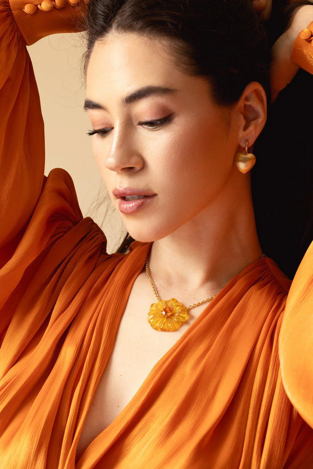 Tropical Carved Amber Opal Flower Necklace - Image 4