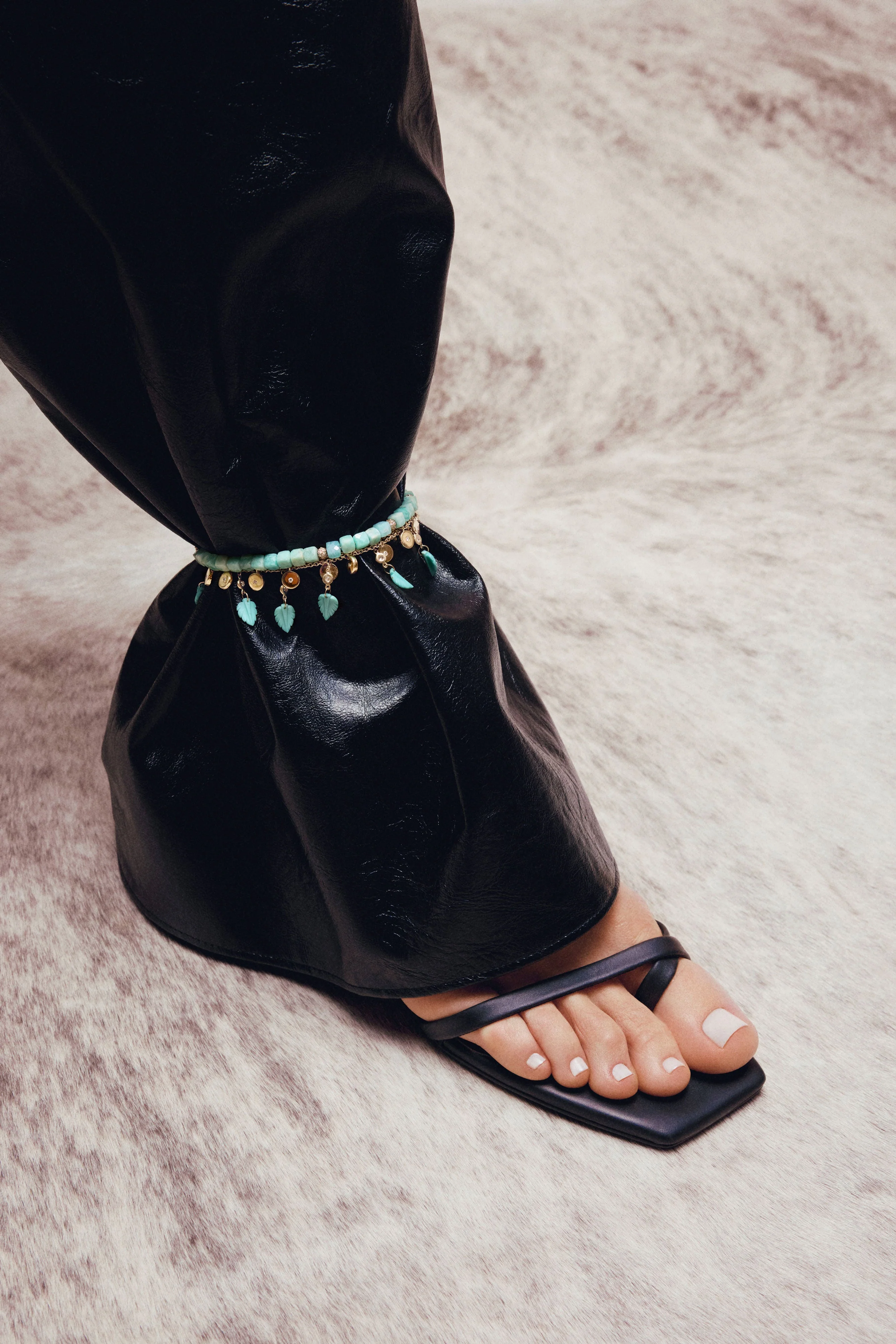 Turquoise Leaf Drop Shaker Anklet - Image 2