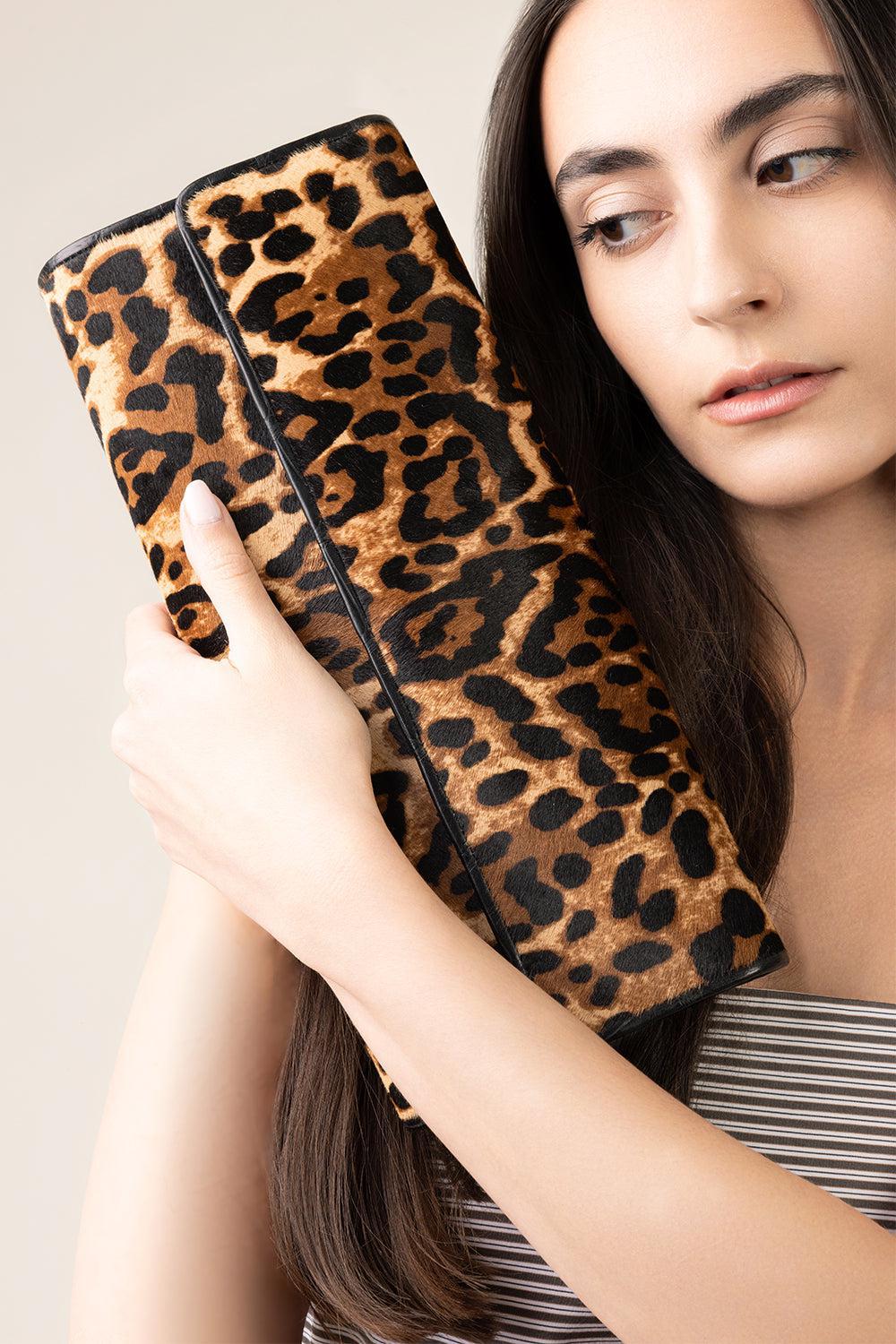 Classic Clutch - Leopard - Image 2