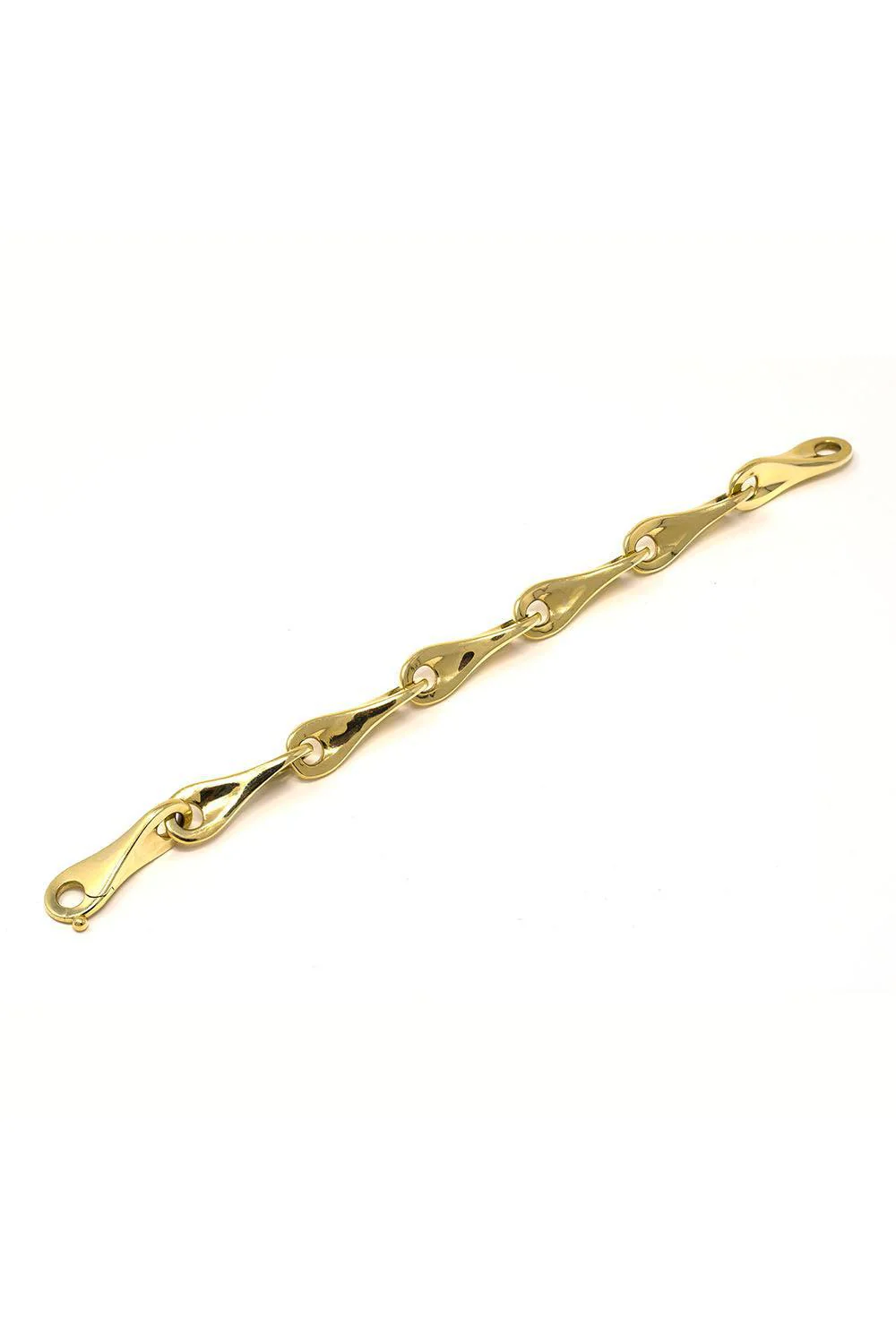 Figure 8 Bracelet - Image 3