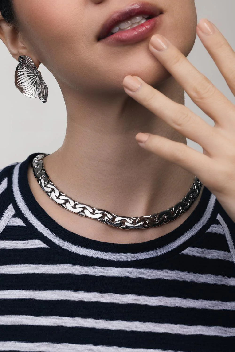 Tribeca Chain Necklace - White - Image 3