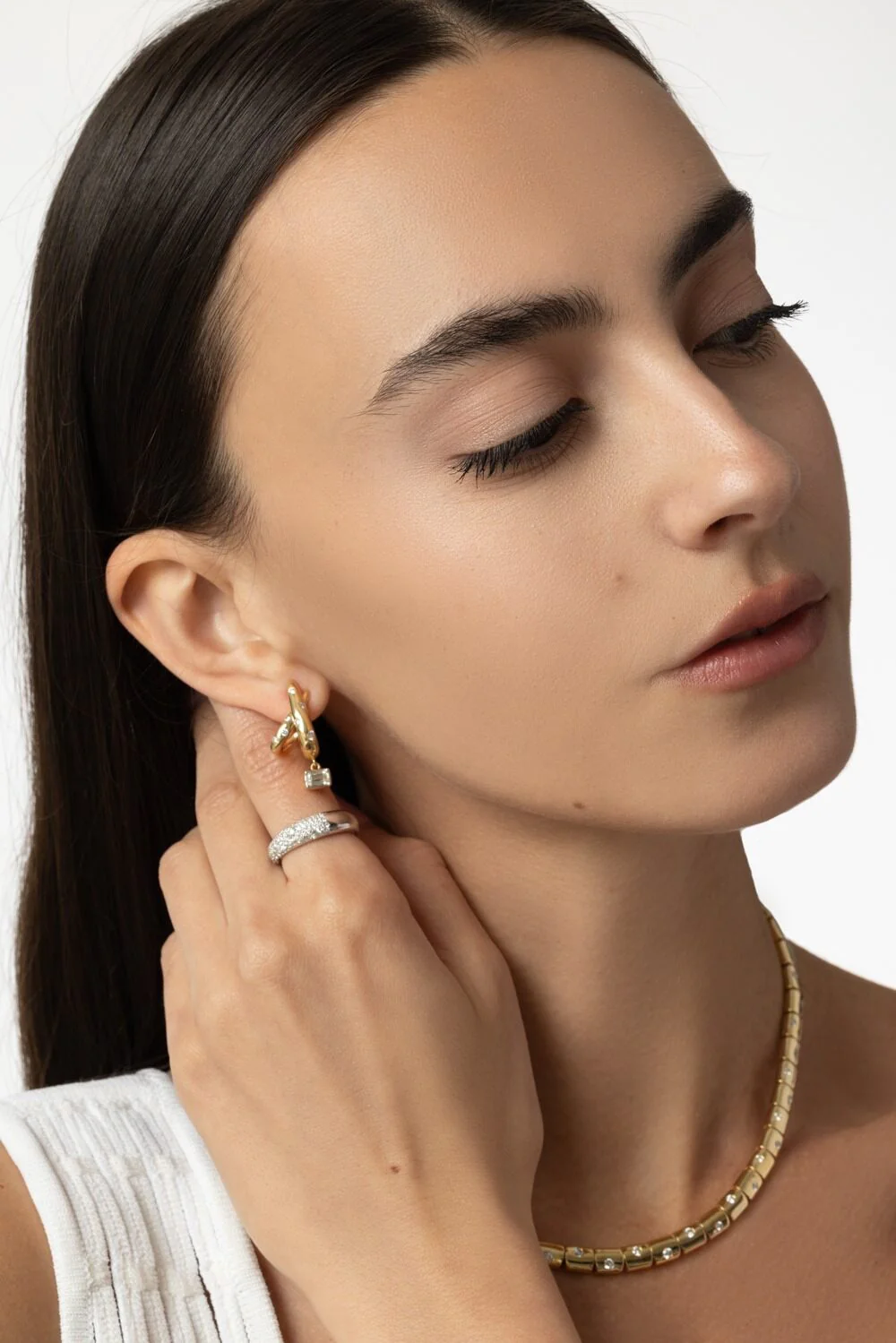 Cobblestone Crossover Earrings - Image 2