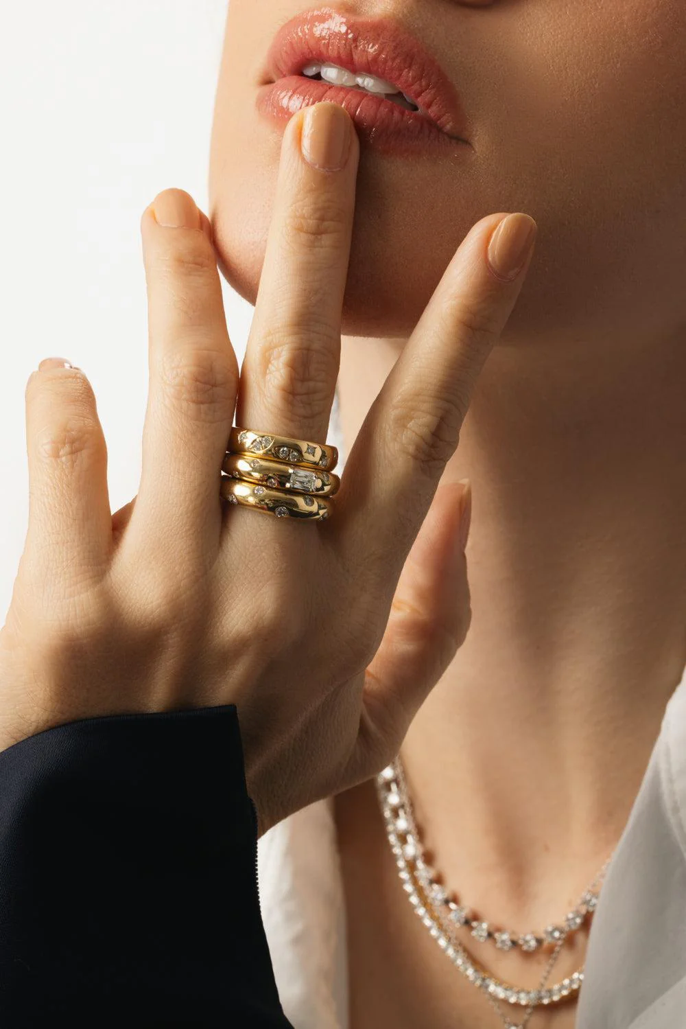 Cobblestone Star Set Ring - Image 4