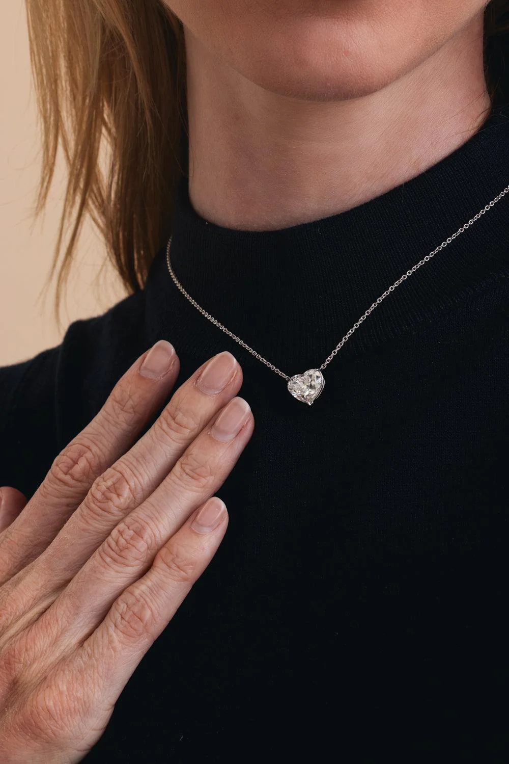 Diamond HeartPendant Necklace - Image 3