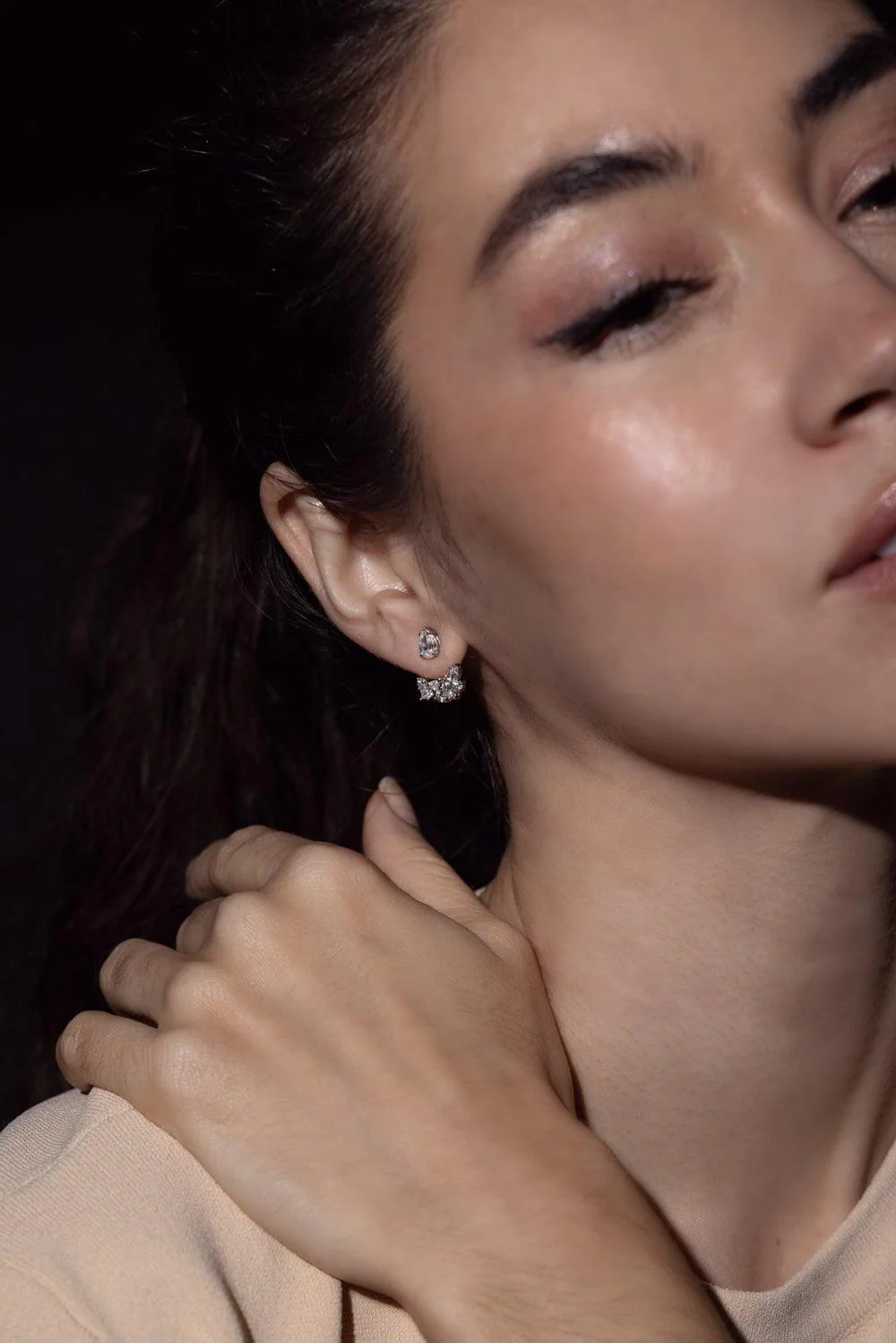 Front-Back Diamond Cluster Earrings - Image 4